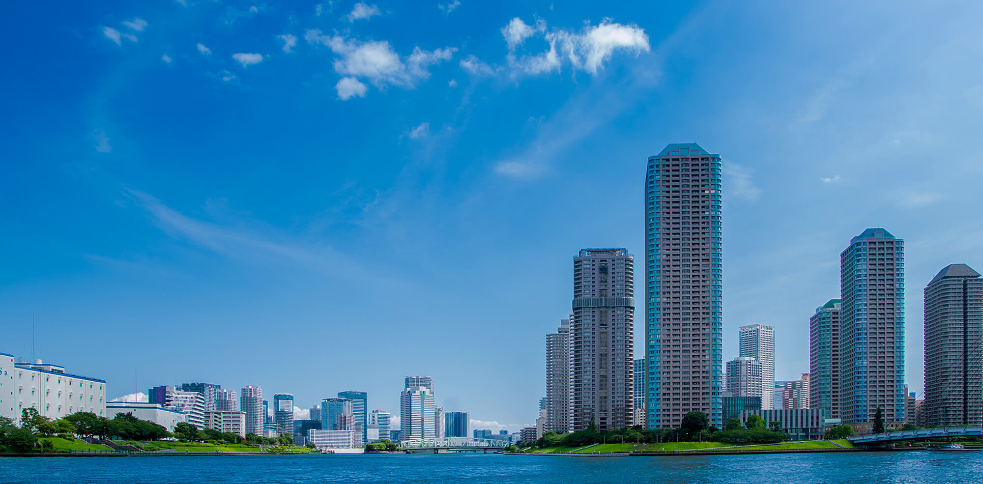 あなたの技術が、街の信頼、未来、つながるを支える。 株式会社andPlusで、その一歩を